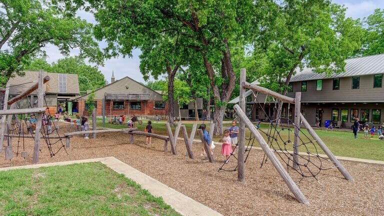 lumin lindsley park community school 03 768x432