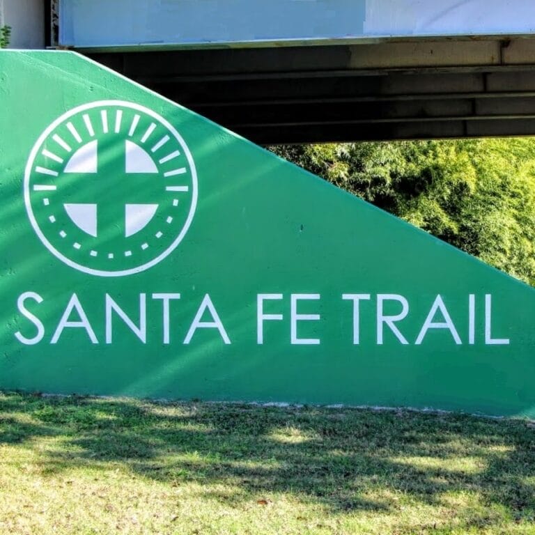 santa fe trail logo 768x768